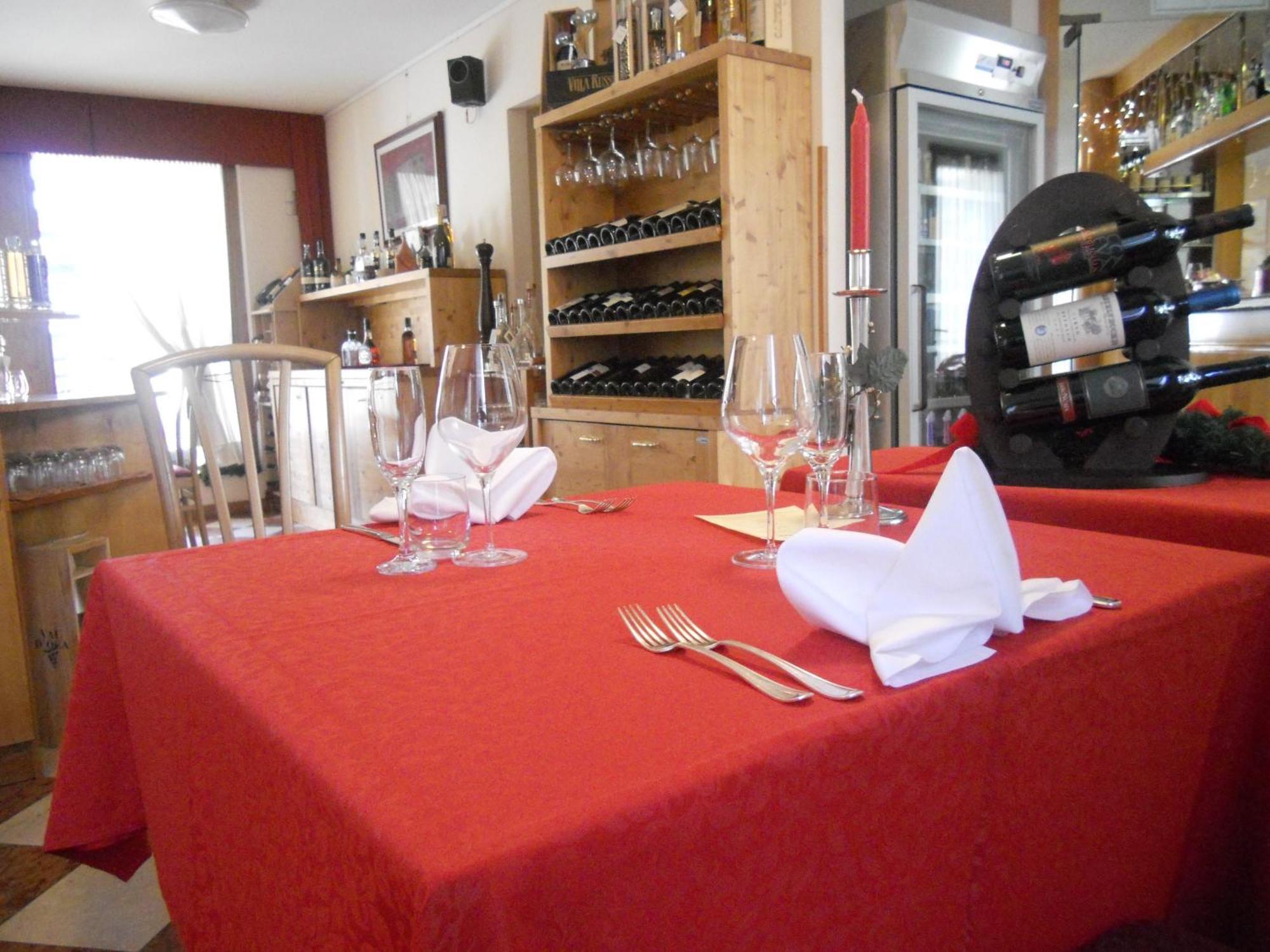 Hotel And Wellness Patriarca San Vito al Tagliamento Bagian luar foto