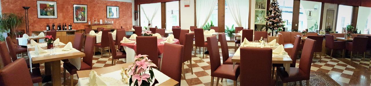 Hotel And Wellness Patriarca San Vito al Tagliamento Bagian luar foto