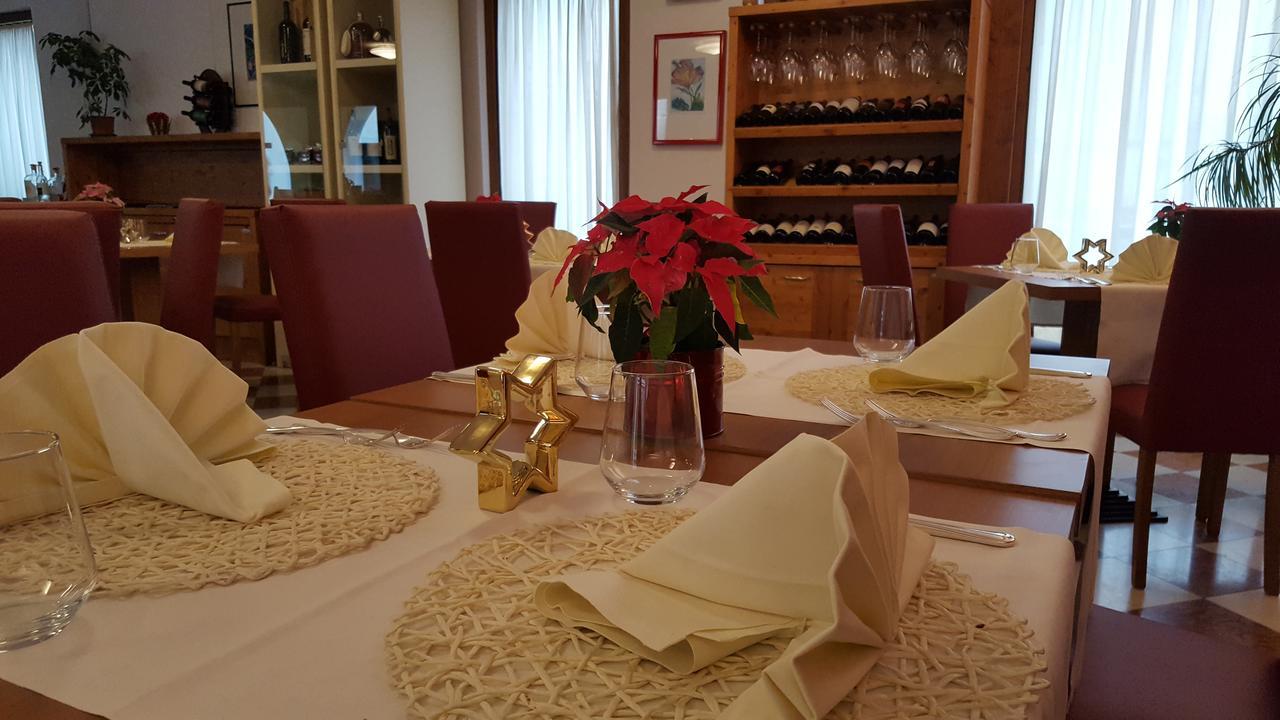 Hotel And Wellness Patriarca San Vito al Tagliamento Bagian luar foto